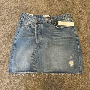Zara The Crossed Fly Mini Skirt Size Small